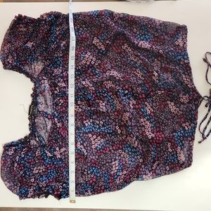 Twentyone, off the shoulder or swoop neckling,  crop type, floral top.